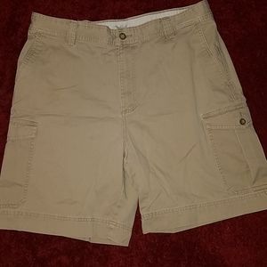 van heusen cargo shorts